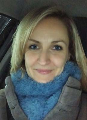 Julie kepenne - Thérapie psychoénergetique, yoga, méditation, massages ayurvédiques en Belgique à Andenne
